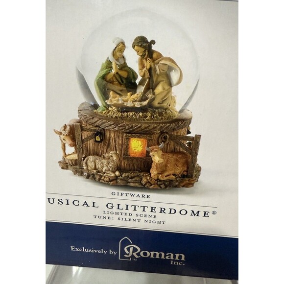 Fontanini Giftware Musical Glitterdome Plays Silent Night Christmas Nativity - Picture 4 of 13